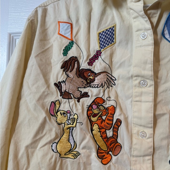 1990s Winnih the Pooh Button up Yellow shirt Vintage Disney Walt Disney Store - Picture 2 of 5